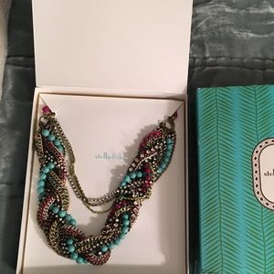 Stella & Dot statement necklace